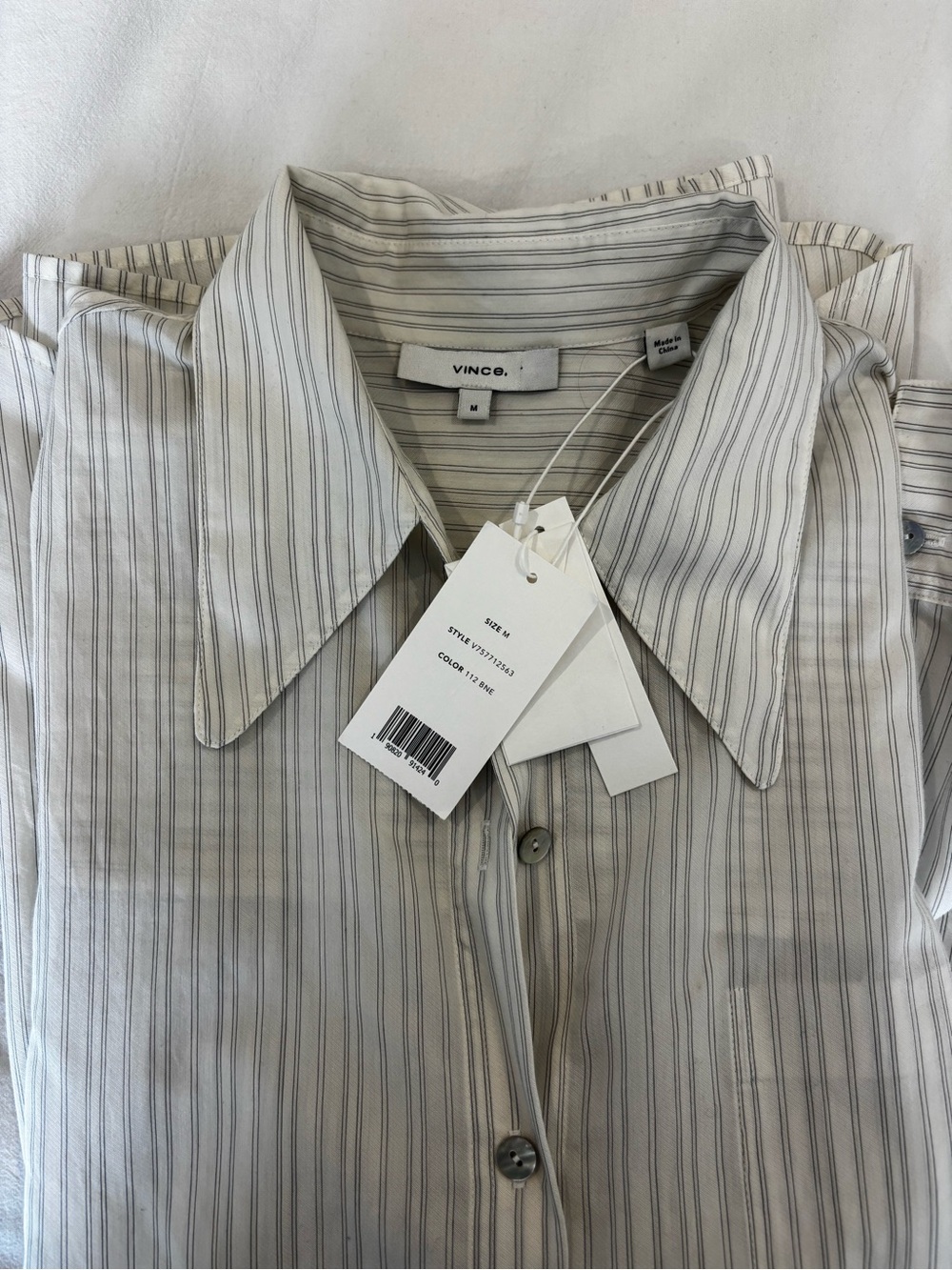 Vince Women’s Viscose White and Light Gray Striped Dress Shirt (NWT M)